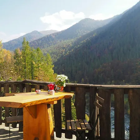 Baita In Pietra Con Vista Sulla Valle Di Ala *