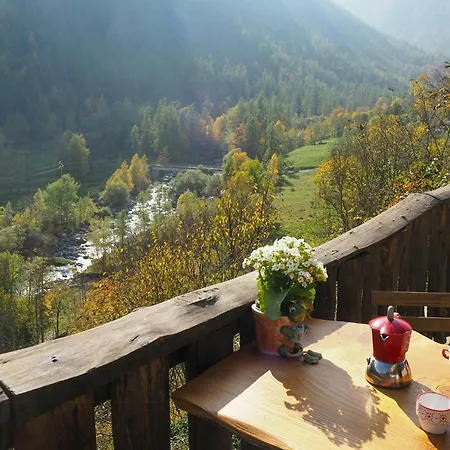Baita In Pietra Con Vista Sulla Valle Di Ala 度假居