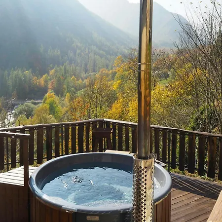 Stone Mountain Overlooking Ala Valley Casa vacanze *